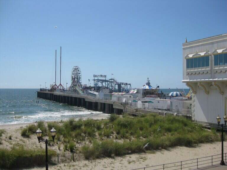Steel Pier in United States, North America
